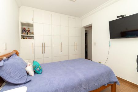 Apartamento à venda com 208m², 4 quartos e 4 vagas Apartamento à venda com 208m², 4 quartos e 4 vagasSuíte 1