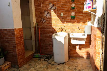 Casa de condomínio à venda com 350m², 2 quartos e 1 vaga Casa de condomínio à venda com 350m², 2 quartos e 1 vagaÁrea de Serviço