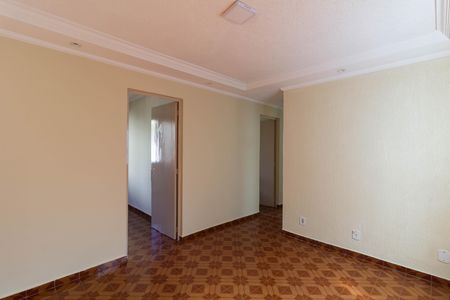 Sala de apartamento para alugar com 2 quartos, 55m² em Itaquera, São Paulo