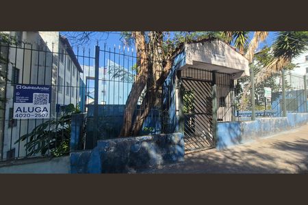 Fachada de apartamento para alugar com 2 quartos, 55m² em Itaquera, São Paulo
