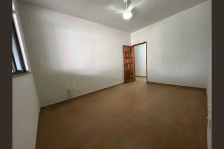 Casa para alugar com 500m², 5 quartos e 4 vagas Casa para alugar com 500m², 5 quartos e 4 vagasSuíte 3