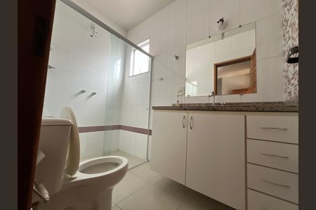 Casa para alugar com 500m², 5 quartos e 4 vagas Casa para alugar com 500m², 5 quartos e 4 vagasBanheiro da Suíte 2