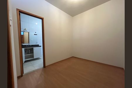Casa para alugar com 500m², 5 quartos e 4 vagas Casa para alugar com 500m², 5 quartos e 4 vagasCloset da suíte 3