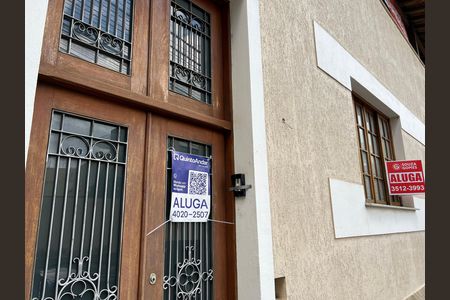 Casa para alugar com 500m², 5 quartos e 4 vagas Casa para alugar com 500m², 5 quartos e 4 vagasPlaca