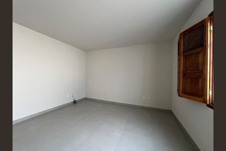 Casa para alugar com 500m², 5 quartos e 4 vagas Casa para alugar com 500m², 5 quartos e 4 vagasQuarto