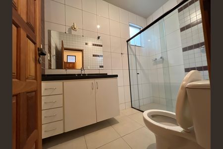 Casa para alugar com 500m², 5 quartos e 4 vagas Casa para alugar com 500m², 5 quartos e 4 vagasBanheiro da Suíte 3