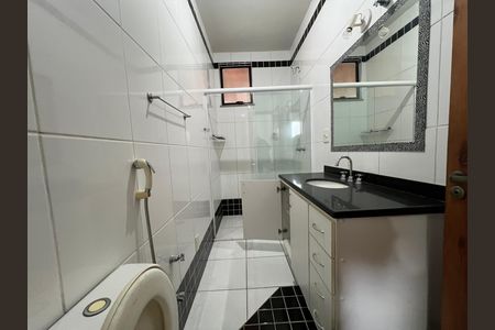 Casa para alugar com 500m², 5 quartos e 4 vagas Casa para alugar com 500m², 5 quartos e 4 vagasBanheiro da Suíte 4