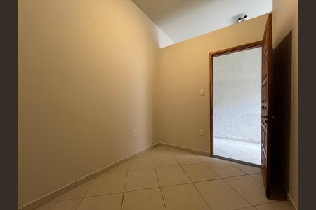 Casa para alugar com 500m², 5 quartos e 4 vagas Casa para alugar com 500m², 5 quartos e 4 vagasQuarto de Serviço