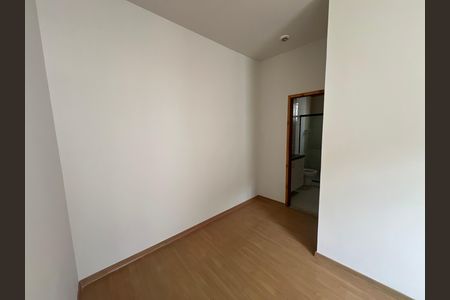 Casa para alugar com 500m², 5 quartos e 4 vagas Casa para alugar com 500m², 5 quartos e 4 vagasCloset da suíte 1