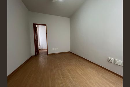 Casa para alugar com 500m², 5 quartos e 4 vagas Casa para alugar com 500m², 5 quartos e 4 vagasSuíte 1