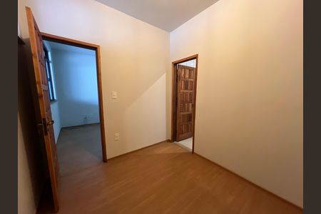 Casa para alugar com 500m², 5 quartos e 4 vagas Casa para alugar com 500m², 5 quartos e 4 vagasCloset da suíte 3