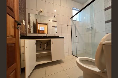 Casa para alugar com 500m², 5 quartos e 4 vagas Casa para alugar com 500m², 5 quartos e 4 vagasBanheiro da Suíte 3