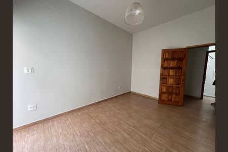 Casa para alugar com 500m², 5 quartos e 4 vagas Casa para alugar com 500m², 5 quartos e 4 vagasSala 2