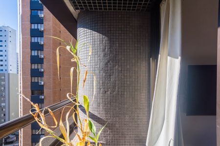 Varanda de kitnet/studio à venda com 1 quarto, 30m² em Jardim Paulista, São Paulo