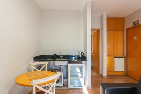 Cozinha de kitnet/studio para alugar com 1 quarto, 30m² em Jardim Paulista, São Paulo