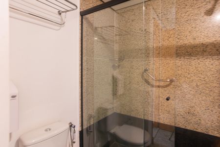 Banheiro de kitnet/studio à venda com 1 quarto, 30m² em Jardim Paulista, São Paulo