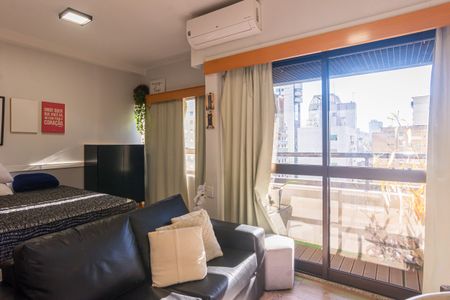 Sala de kitnet/studio para alugar com 1 quarto, 30m² em Jardim Paulista, São Paulo