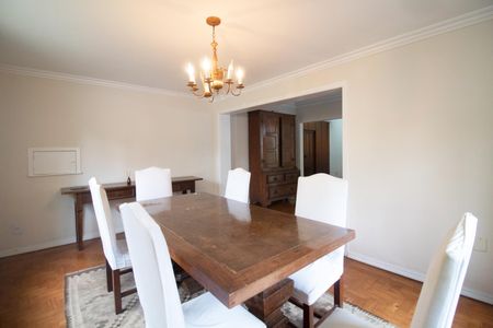 Casa para alugar com 500m², 5 quartos e 3 vagas