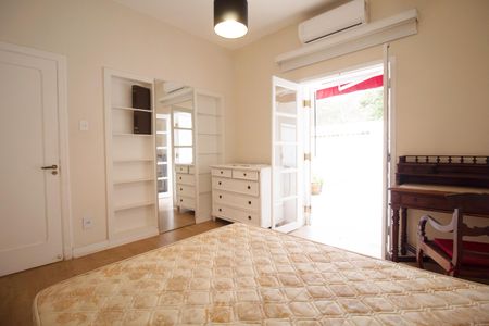 Casa para alugar com 500m², 5 quartos e 3 vagas