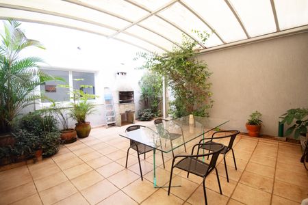 Casa para alugar com 500m², 5 quartos e 3 vagas