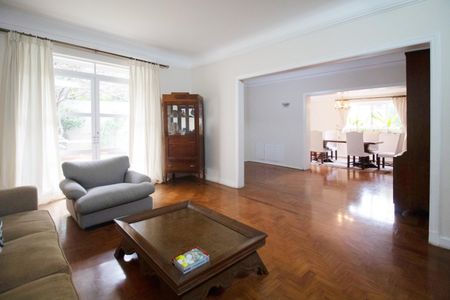 Casa para alugar com 5 quartos, 500m² em Jardim Europa, São Paulo