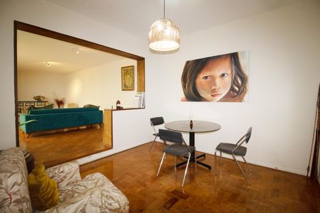 Casa para alugar com 500m², 5 quartos e 3 vagas