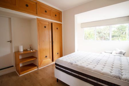 Casa para alugar com 500m², 5 quartos e 3 vagas