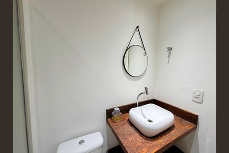 Apartamento à venda com 62m², 2 quartos e 1 vaga Apartamento à venda com 62m², 2 quartos e 1 vagaBanheiro 2