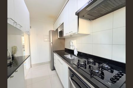 Apartamento à venda com 62m², 2 quartos e 1 vaga Apartamento à venda com 62m², 2 quartos e 1 vagaCozinha