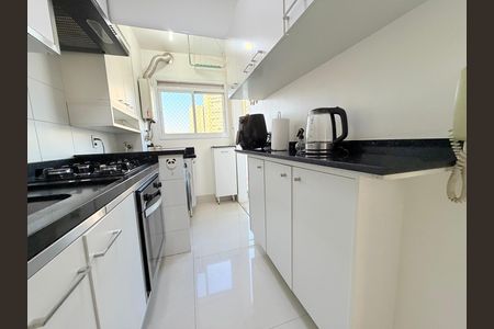 Apartamento à venda com 62m², 2 quartos e 1 vaga Apartamento à venda com 62m², 2 quartos e 1 vagaCozinha