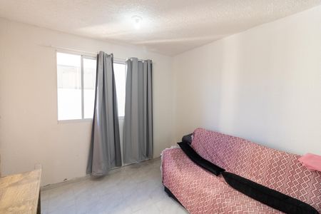 Sala de apartamento para alugar com 2 quartos, 42m² em Campo Novo, Porto Alegre