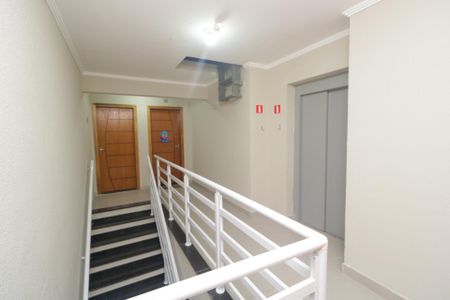 Apartamento para alugar com 80m², 2 quartos e 1 vaga Apartamento para alugar com 80m², 2 quartos e 1 vagaHall do Elevador Cobertura