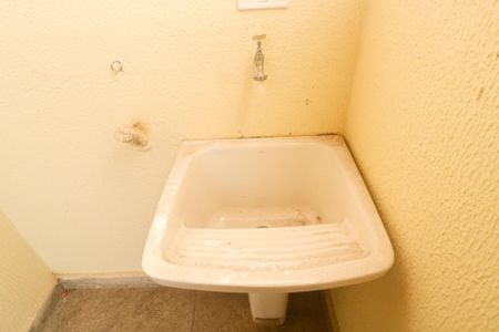 Apartamento para alugar com 80m², 2 quartos e 1 vaga Apartamento para alugar com 80m², 2 quartos e 1 vagaÁrea de Serviço