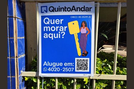 Placa na Fachada de apartamento para alugar com 2 quartos, 69m² em Jardim Itu, Porto Alegre