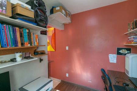 Casa à venda com 4 quartos, 210m² em Conjunto Helena Antipoff, Belo Horizonte