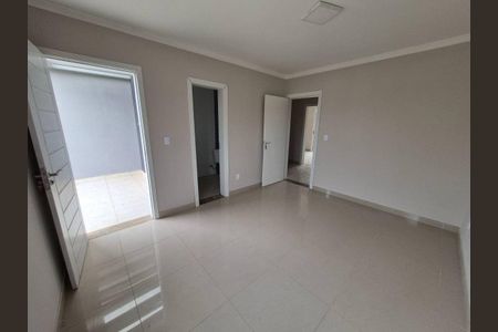 Casa para alugar com 147m², 3 quartos e 2 vagas Casa para alugar com 147m², 3 quartos e 2 vagasSala