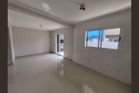 Casa para alugar com 147m², 3 quartos e 2 vagas Casa para alugar com 147m², 3 quartos e 2 vagasSala