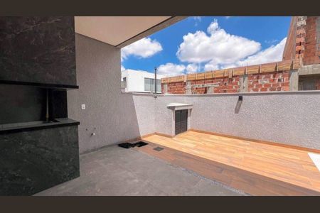 Casa de condomínio para alugar com 140m², 3 quartos e 2 vagas