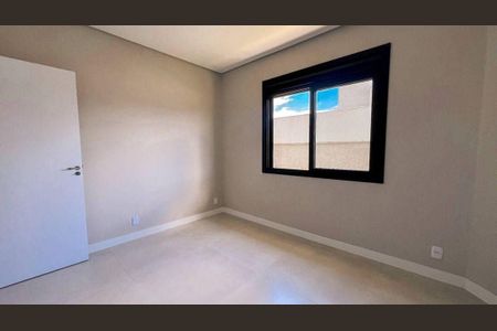 Casa de condomínio para alugar com 140m², 3 quartos e 2 vagas
