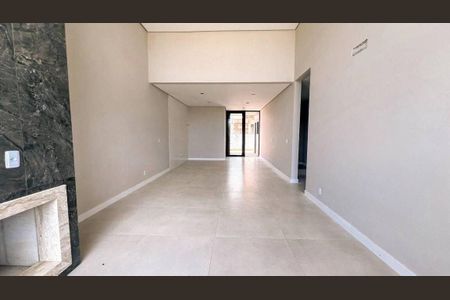 Casa de condomínio para alugar com 140m², 3 quartos e 2 vagas