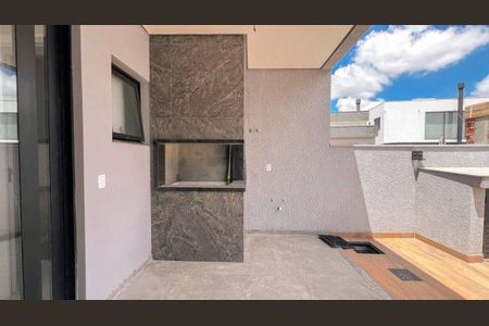 Casa de condomínio para alugar com 140m², 3 quartos e 2 vagas