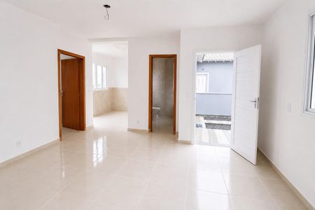 Casa de Condomínio para alugar com 2 quartos, 42m² em Novo Mundo, Gravataí