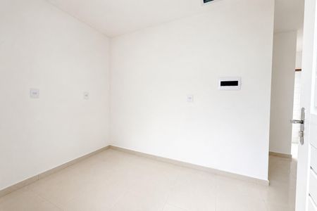 Casa de condomínio para alugar com 42m², 2 quartos e 1 vaga Casa de condomínio para alugar com 42m², 2 quartos e 1 vagaQuarto