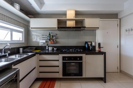 Apartamento à venda com 152m², 3 quartos e 3 vagas