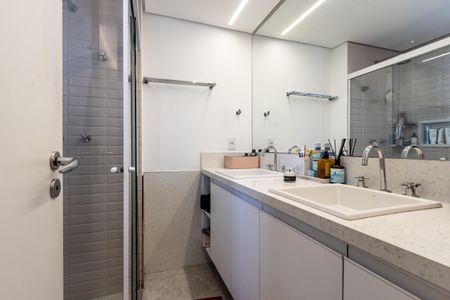 Apartamento à venda com 152m², 3 quartos e 3 vagas