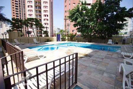 Apartamento à venda com 73m², 3 quartos e 1 vaga Apartamento à venda com 73m², 3 quartos e 1 vagaÁrea comum - Piscina