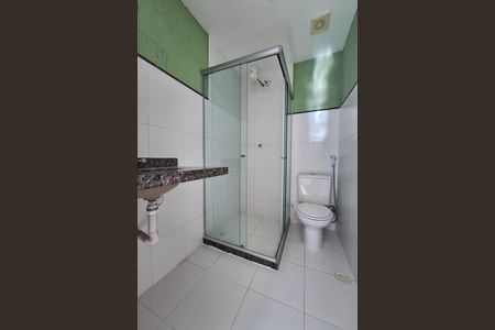 Apartamento para alugar com 130m², 3 quartos e 1 vaga Apartamento para alugar com 130m², 3 quartos e 1 vagaBanheiro da Suíte 1