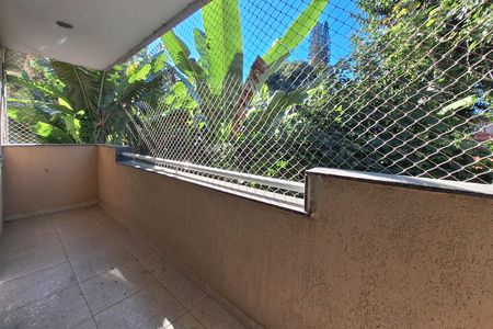 Apartamento para alugar com 130m², 3 quartos e 1 vaga Apartamento para alugar com 130m², 3 quartos e 1 vagaSala