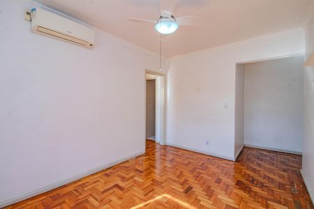 Sala de apartamento à venda com 2 quartos, 63m² em Vila Ipiranga, Porto Alegre