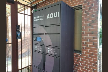 Área Comum - Armário de Entregas de apartamento para alugar com 2 quartos, 66m² em Petrópolis, Porto Alegre